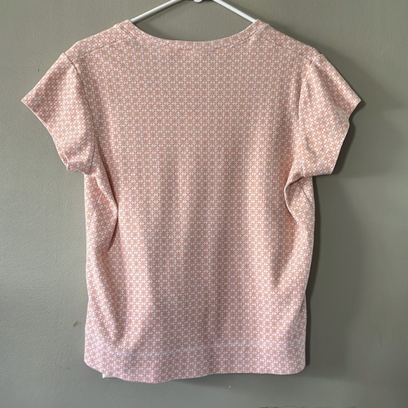 Cute T-Shirt - Picture 3 of 3